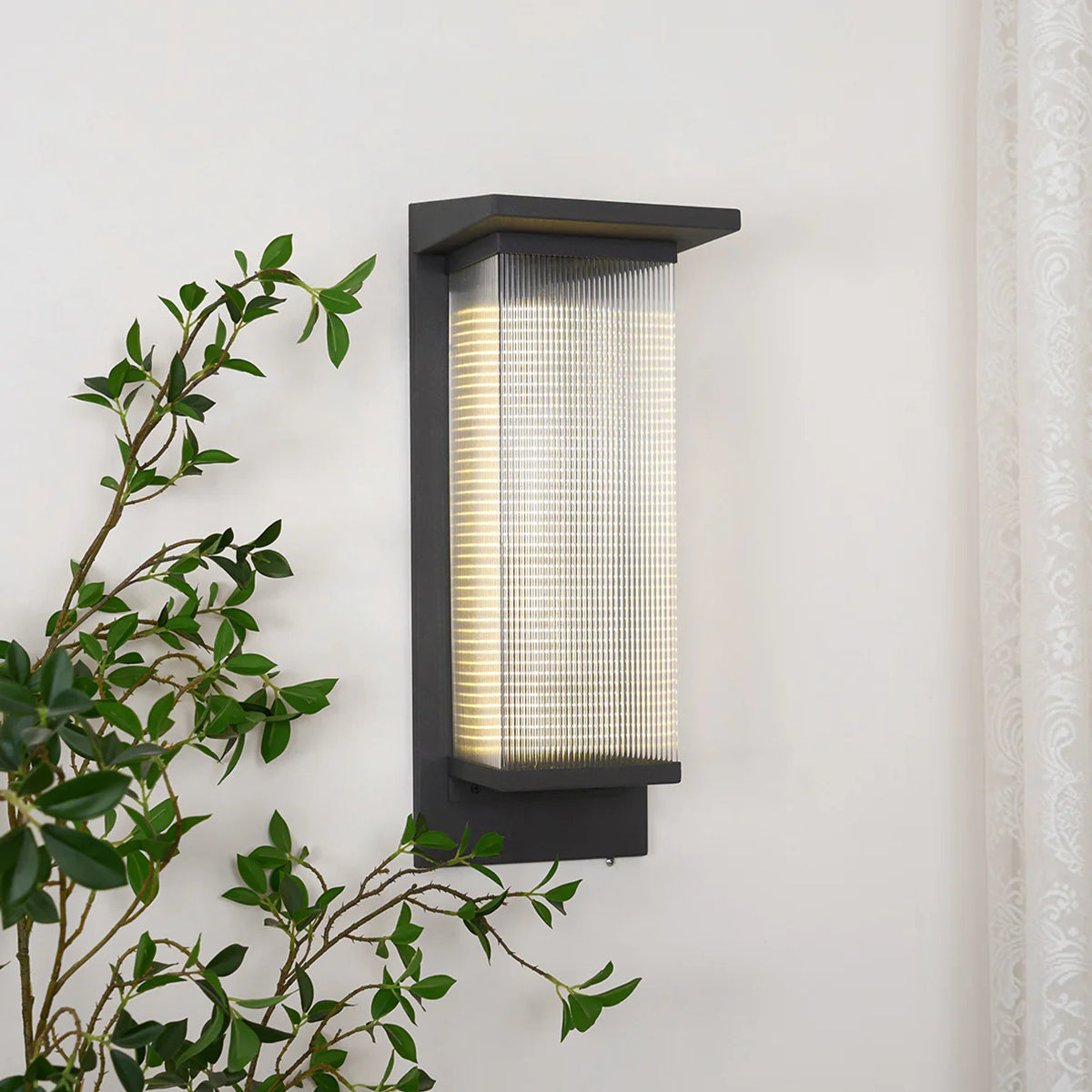 Oleron Box Outdoor Wall Lamp