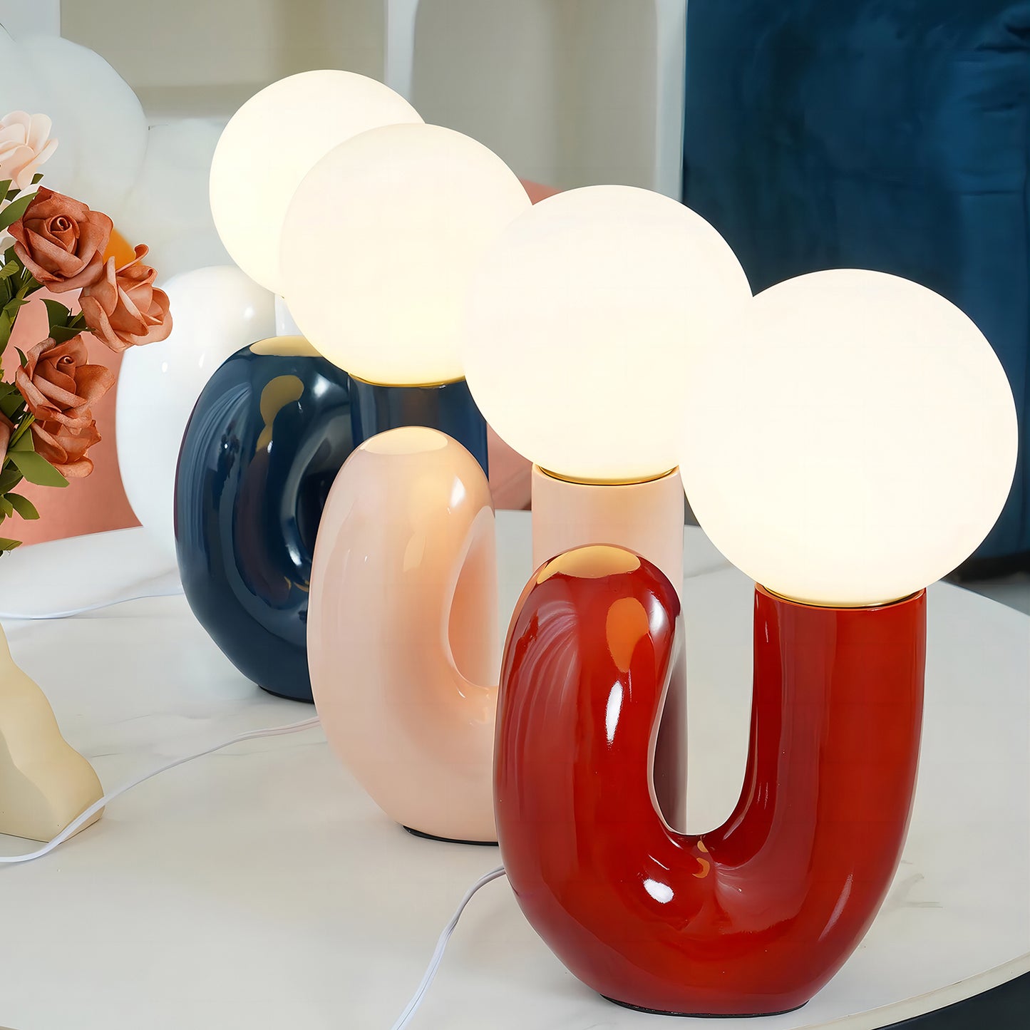 S-Shaped Resin Table Lamp