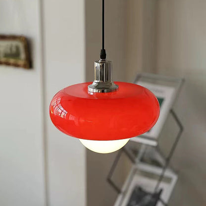 Lampadario con crostata di uova Bauhaus