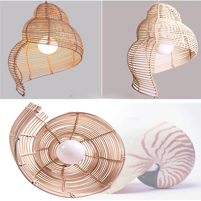 Conch-Shaped Wicker Pendant Lamp