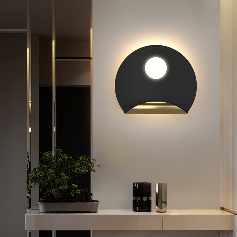 Eclipse Wall Lamp