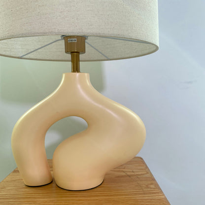 Puwo Table Lamp