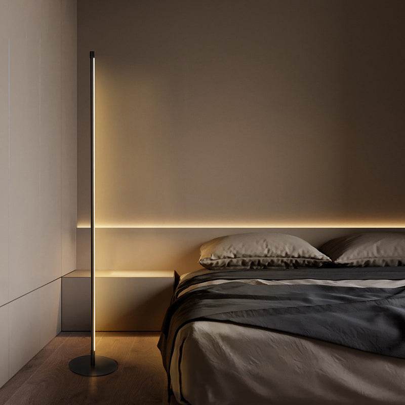 Linear LED Floor Lamp