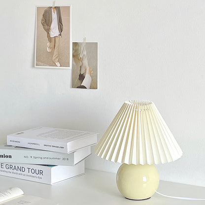 Ceramic Pleated Table Lamp