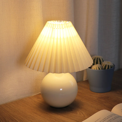 Ceramic Pleated Table Lamp