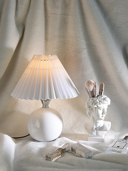 Ceramic Pleated Table Lamp