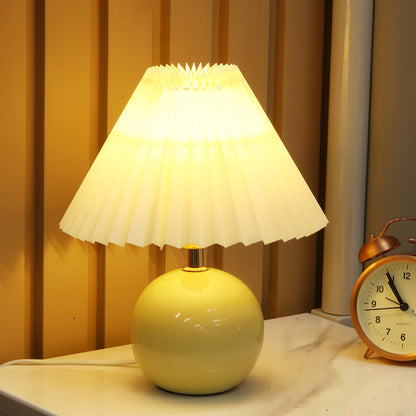 Ceramic Pleated Table Lamp